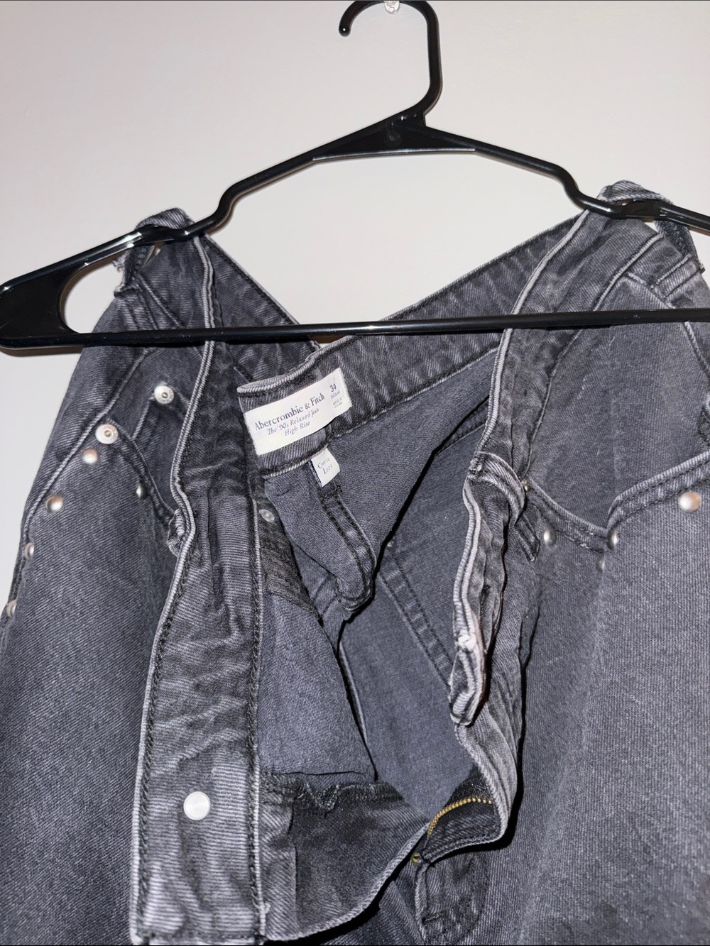 Abercrombie & Fitch Women's Washed Black High-Rise Jeans
